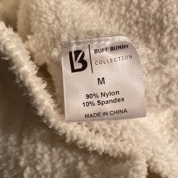 BuffBunny Loop Yarn Hoodie - Picture 11 of 15